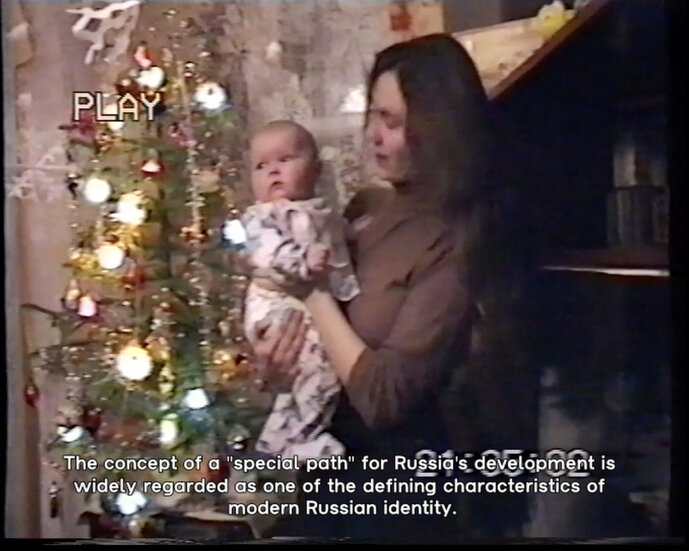 Film Still aus „Crimean Childhood around 2000“ von Anastasiia Bergalevich