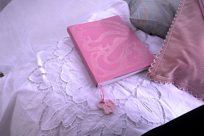 Installation eternal girlhood