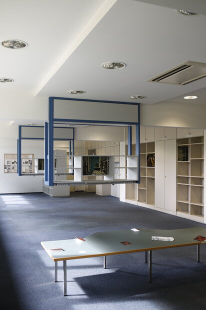 The Violent Container